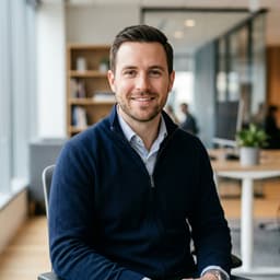 Lucas Bianchi - Editor Chefe DividAI